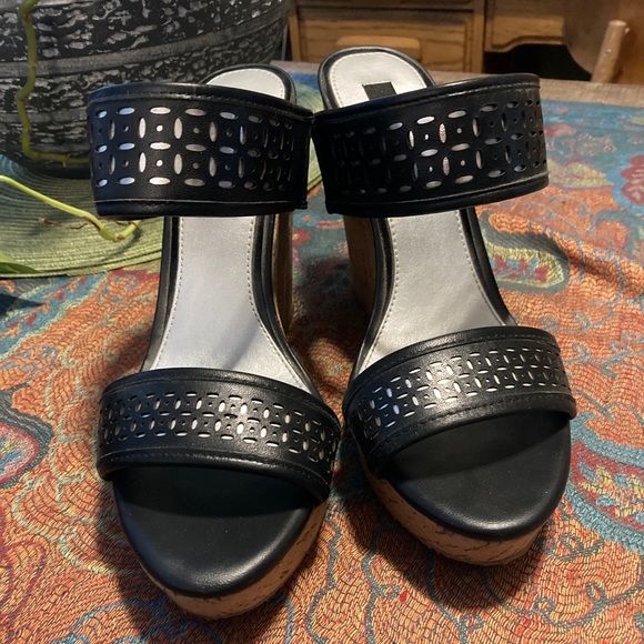 White House Black Market Slip-on Heels - Picture 2 of 4